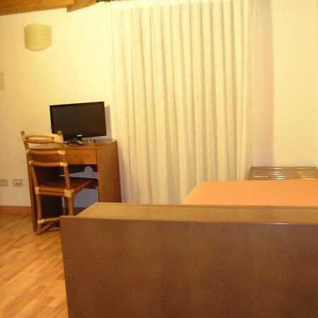 Hotel Escorial Cervia Exterior photo